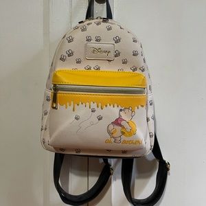 Winnie the Pooh Loungefly backpack 🎒